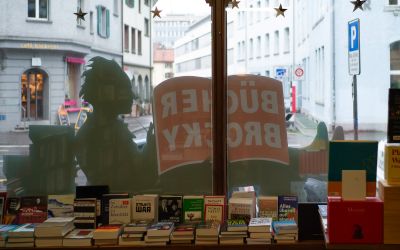 Der Berner Bücher Brocky lädt am Samstag, 20. Juni 2026 zum sommerlichen Jubiläumstag in die Länggassstrasse 46